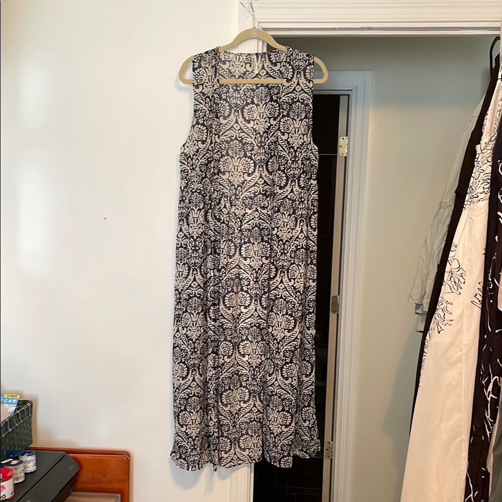 Printed coverup preloved